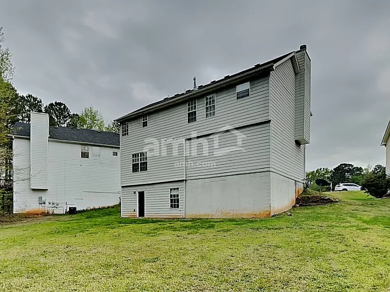 228 Kings Cv — Photo 17