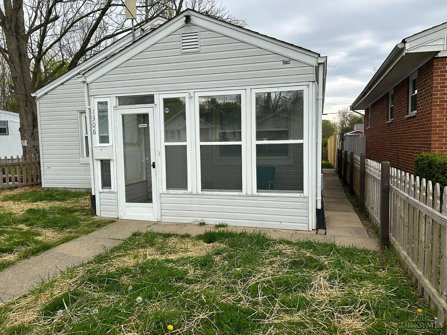 1306 Franklin St photo 1