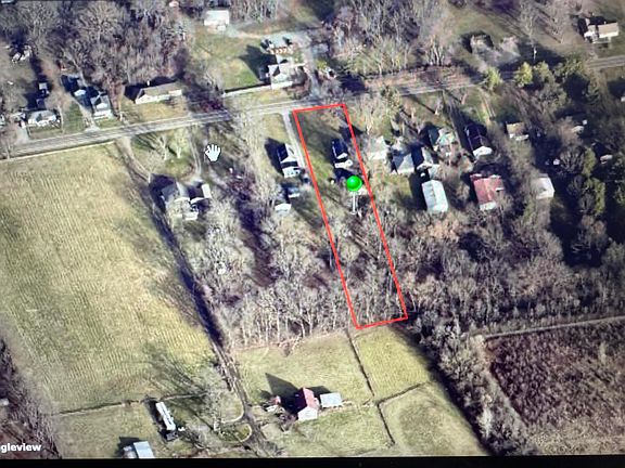 2nd image of 1085 Hart Rd