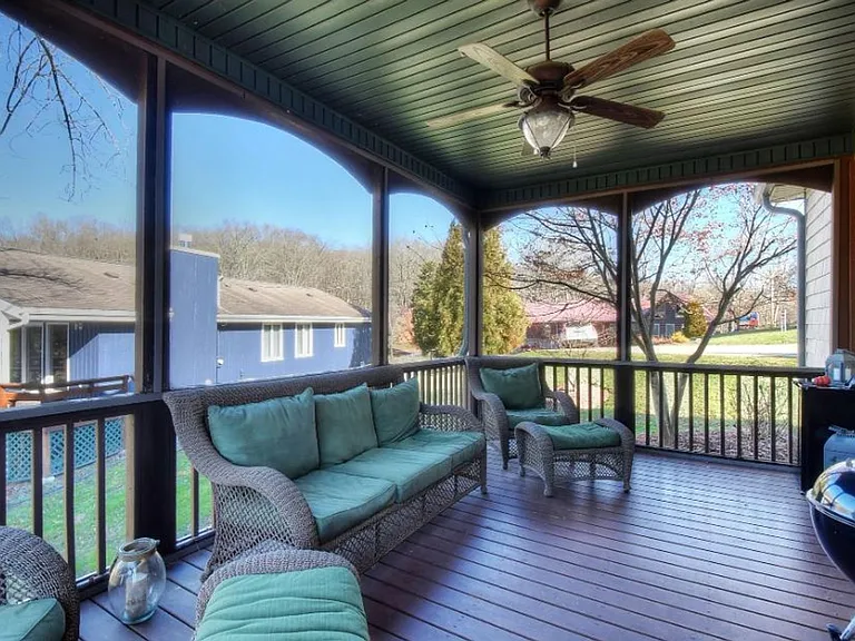 121 Lake Haven Dr — Photo 13