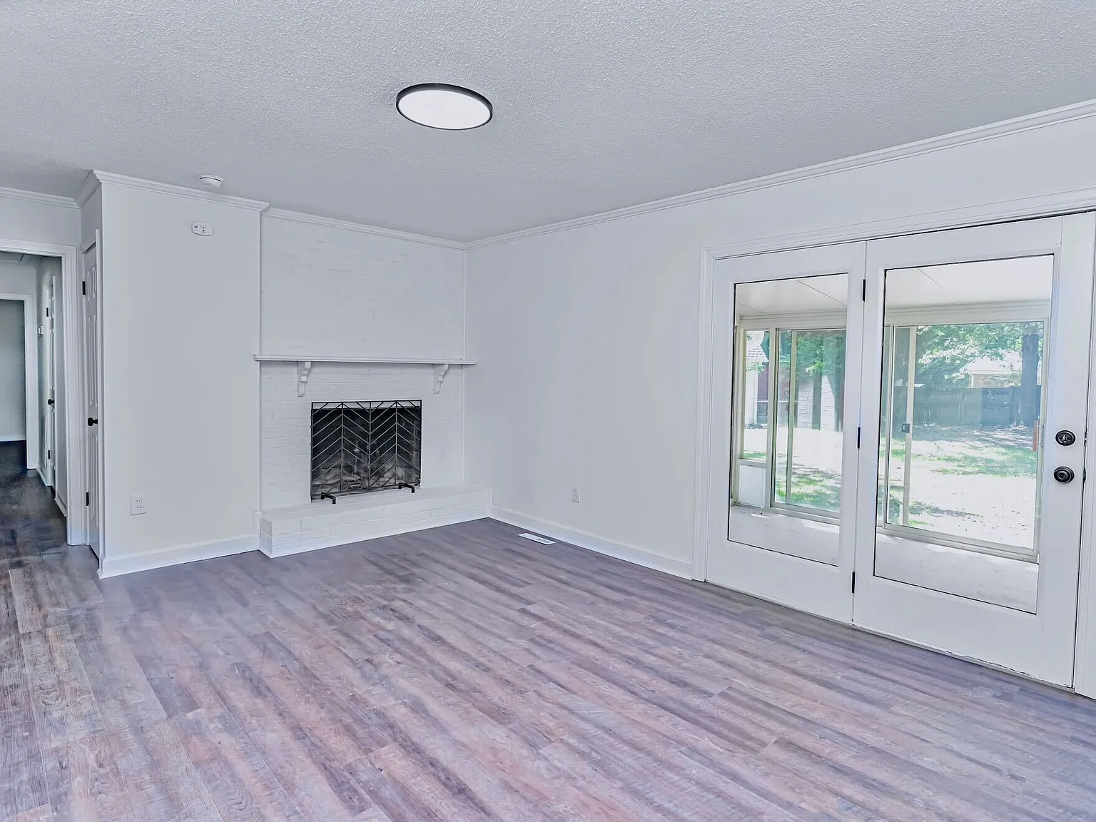 200 Lanewood Drive *1 - 1 — Photo 3