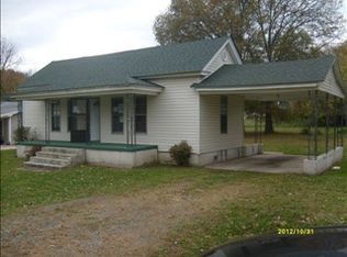 125 S Center St, Eden, NC 27288