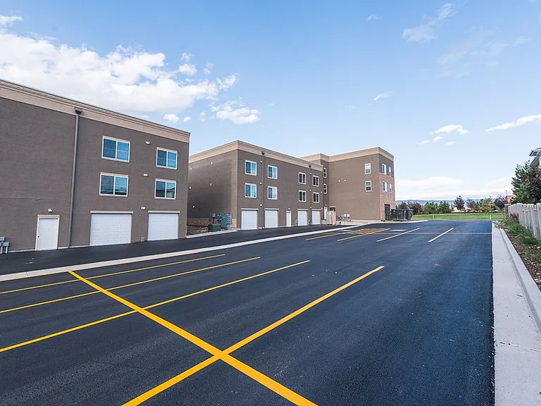 District at Valley Station in Heber — Photo 13