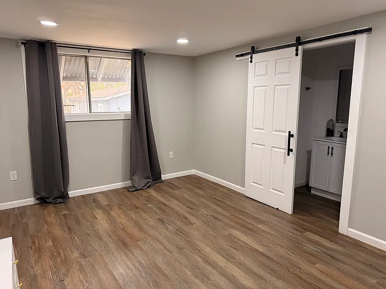 326 Topeka Blvd — Photo 28