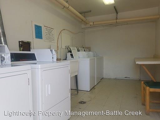 2nd image of 750 Michigan Ave E APT 2