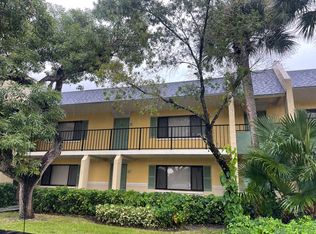 1215 Meadows Circle #1215, Boynton Beach, FL 33436
