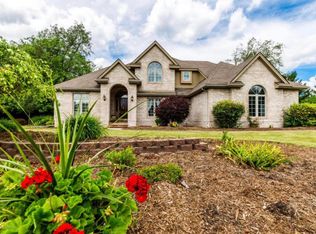 4605 Wellington Dr, Okemos, MI 48864