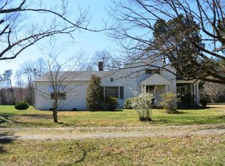 7501 Strader Rd, Summerfield, NC 27358