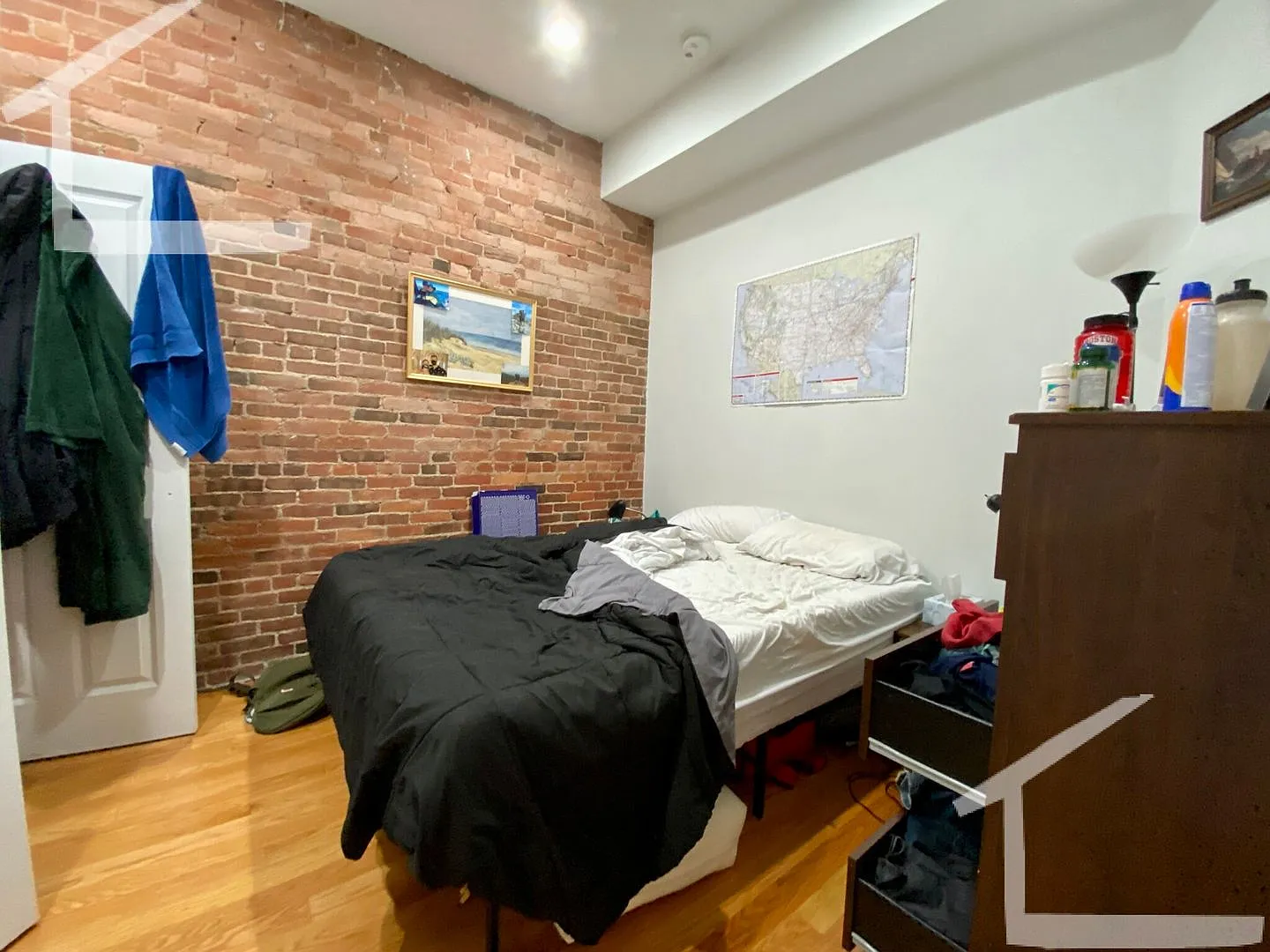 Nice 3 bed in Coolidge COrner — Photo 2