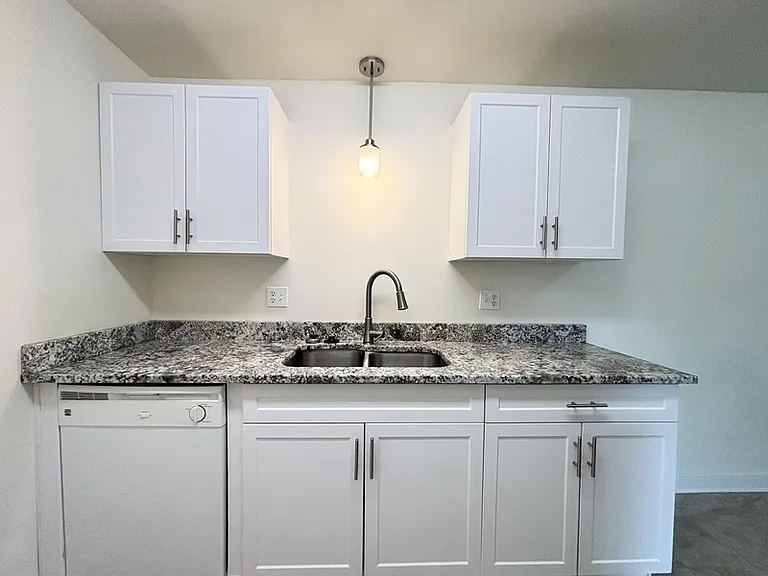 4768 S Bonair St #6 — Photo 2