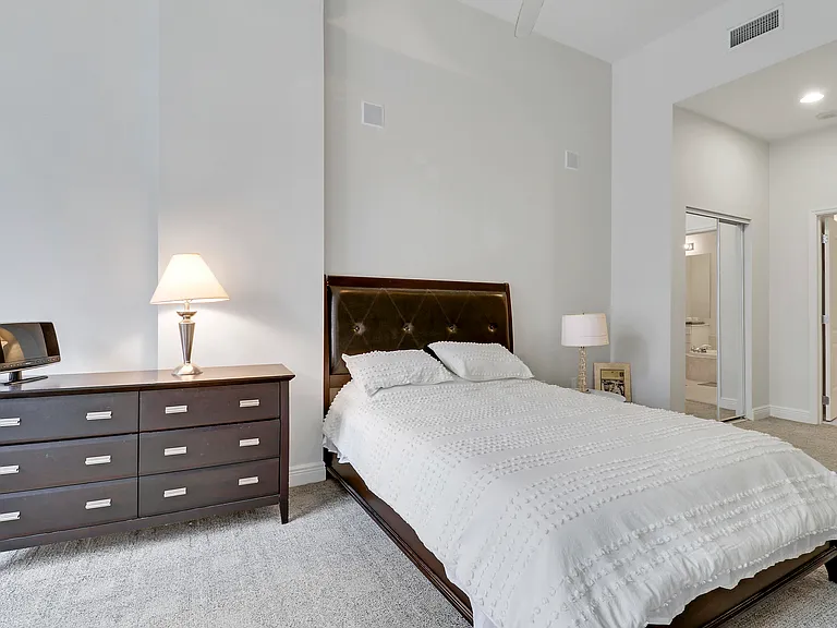 801 S Olive Ave #223 — Photo 16