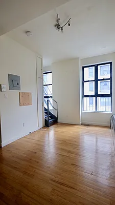 Rented by Skyward | media 24