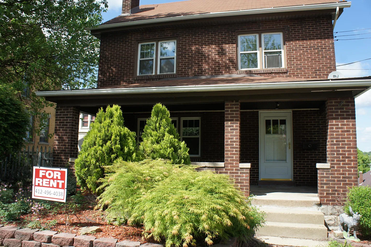 953 Deely St photo 1
