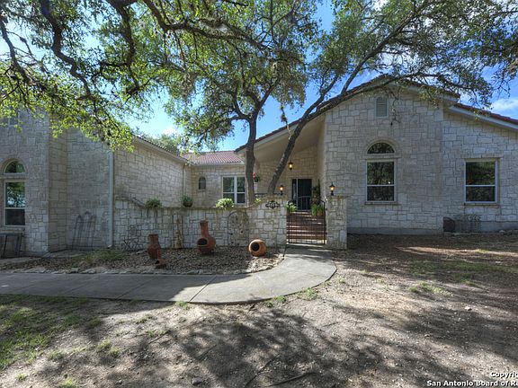5th image of 172 LAKE FRONT DR