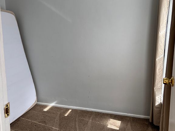 5th image of 243 Niagara St #2