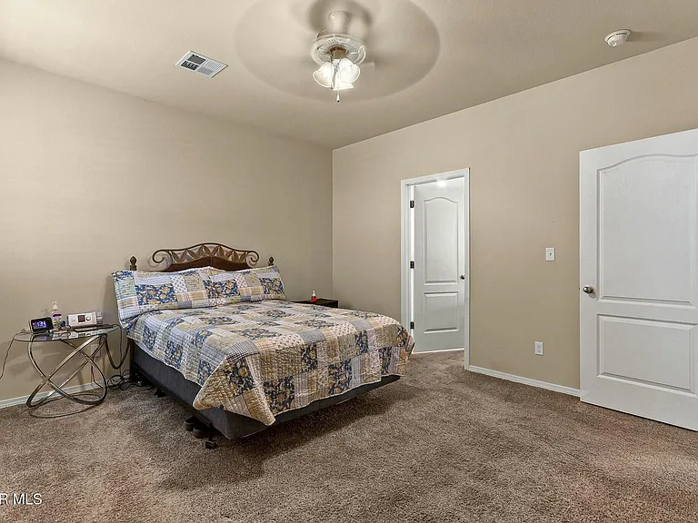 3909 Desert Dunes Dr — Photo 21