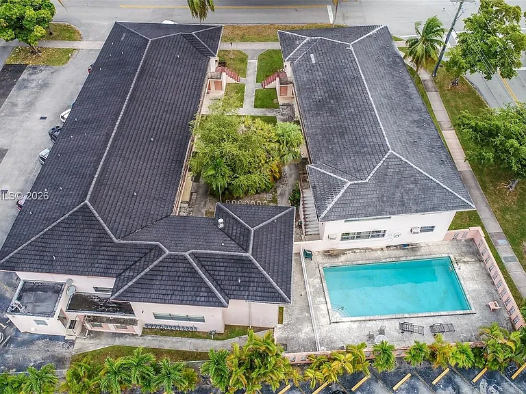 1250 S Alhambra Cir #7 — Photo 19