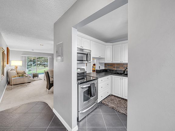 4th image of 130 Lake Constance Drive