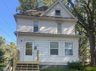 1413 Carey Ave, Davenport, IA 52803
