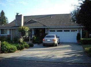 16847 NE 18th St, Bellevue, WA