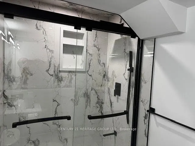 7 Larkfield Cres #2 — Photo 32