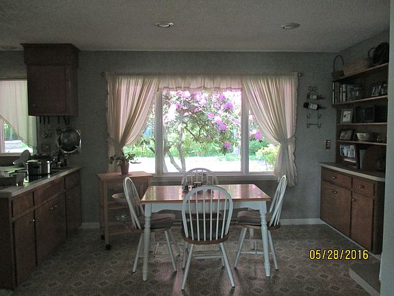 Kitchen Breakfast Nook