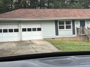 108 Woodglen Ct, Woodstock, GA 30188