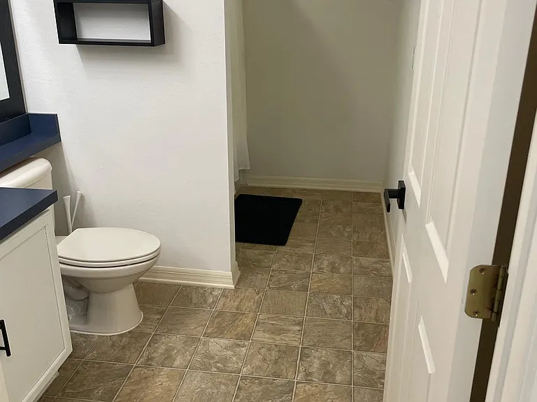 658 Sierra Cir — Photo 16