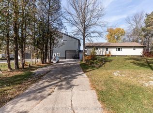 9 Maple Dr, Northern Bruce Peninsula, ON N0H1Z0