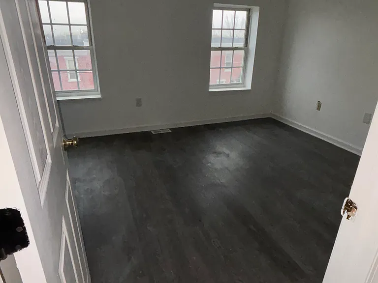 1333 N Walnut St — Photo 9