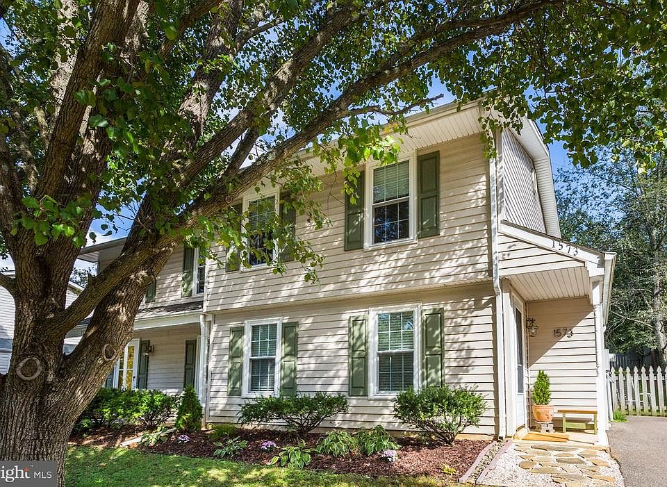 1st image of 1573 Star Pine Dr