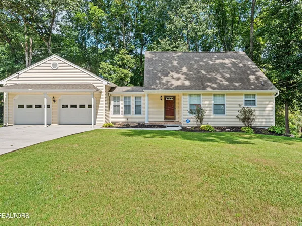 108 Iroquois Ln, Clinton, TN 37716