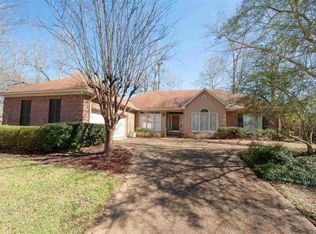 220 Winsmere Way, Ridgeland, MS 39157