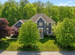 30 Sawyers Ln, Tewksbury, MA 01876