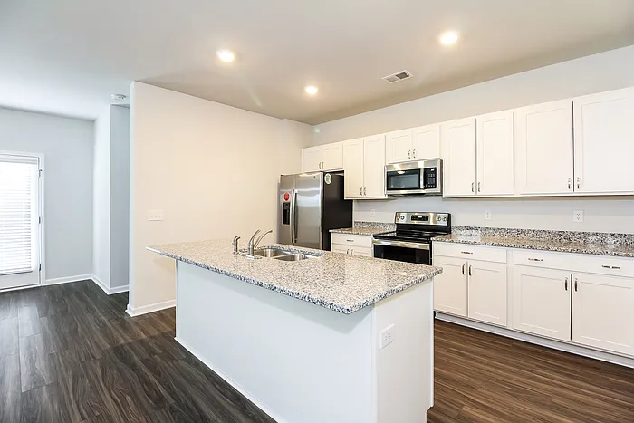 212 Dorian Loop — Photo 6