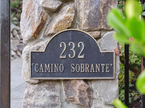 232 Camino Sobrante, Orinda, CA 94563