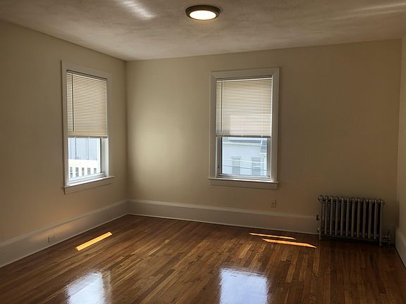 5th image of 81 Cushing St Floor 2