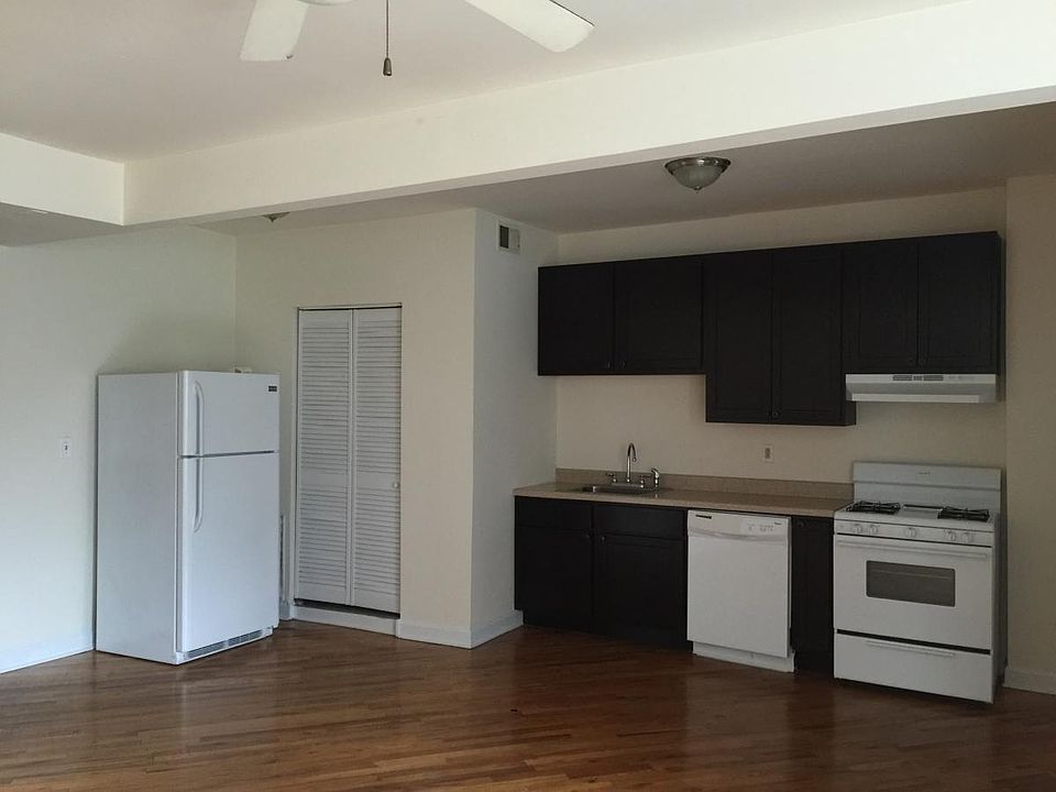 2nd image of 2175 N California Ave #3