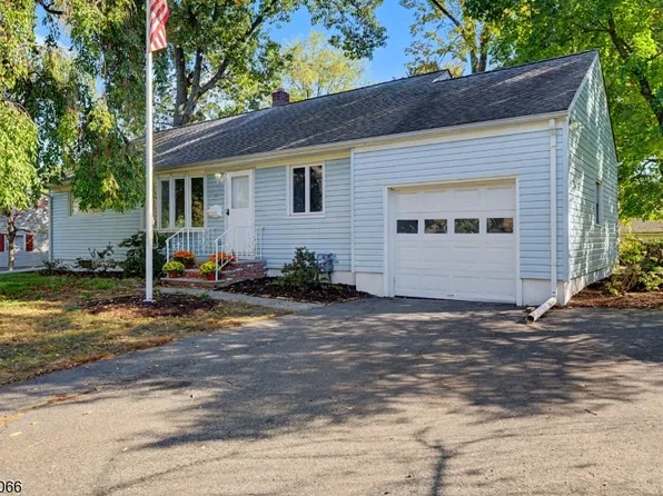 12 Toner Rd, Boonton Town, NJ 07005