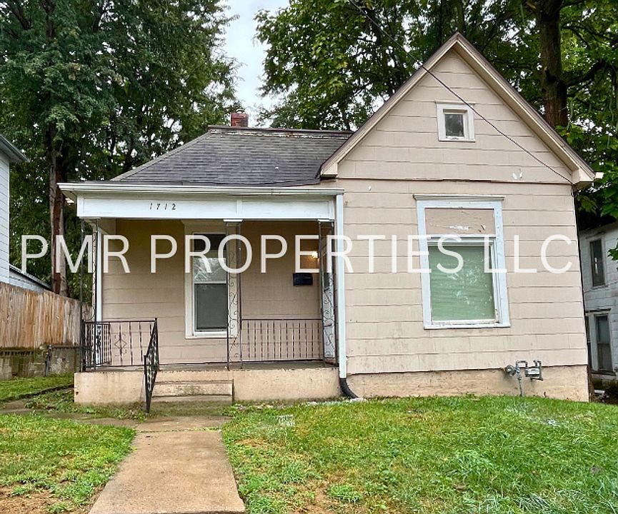 1st image of 1712 Sacramento St