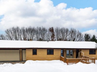 16211 Chesterman Rd, Peosta, IA, 52068