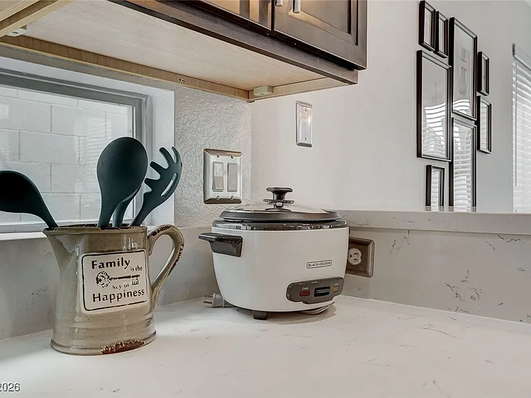 8208 Ogee Dr — Photo 22