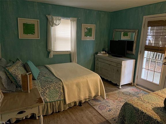 4th image of 4405 Ocean View Ave