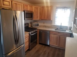 804 S Main St APT 1, Stowe, VT 05672