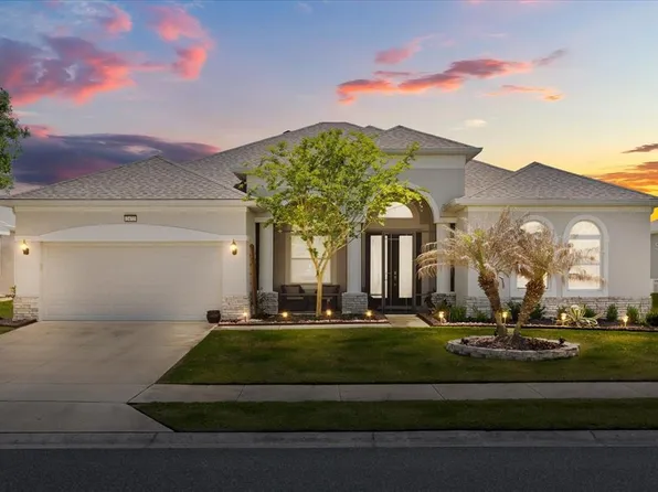 2472 Pawtucket Pass, Mount Dora, FL 32757