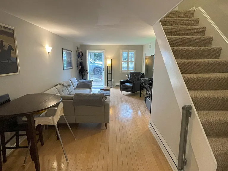 522 S Pitt St — Photo 25