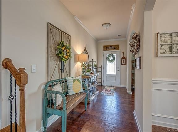 4th image of 2633 Kinmere Dr
