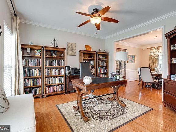 4th image of 16405 Topsail Ln