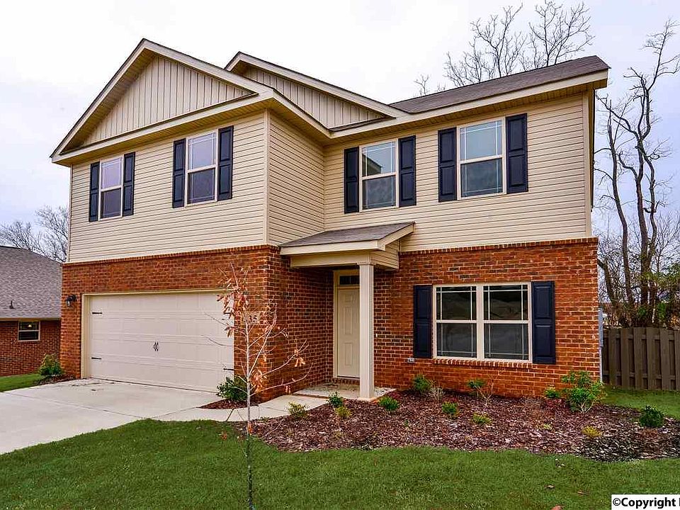 1st image of 335 NW Dovington Dr