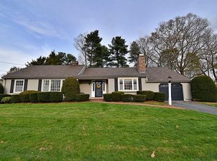 10 Winchester St, Southborough, MA 01772